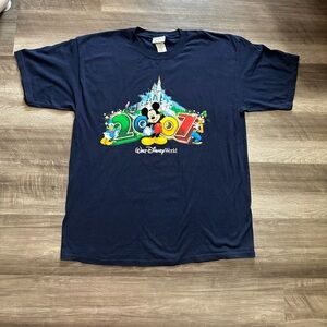 Y2k Walt Disney Mickey Mouse shirt
